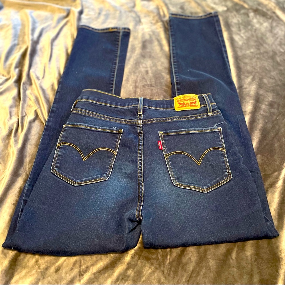 LEVI 724 HIGH RISE STRAIGHT